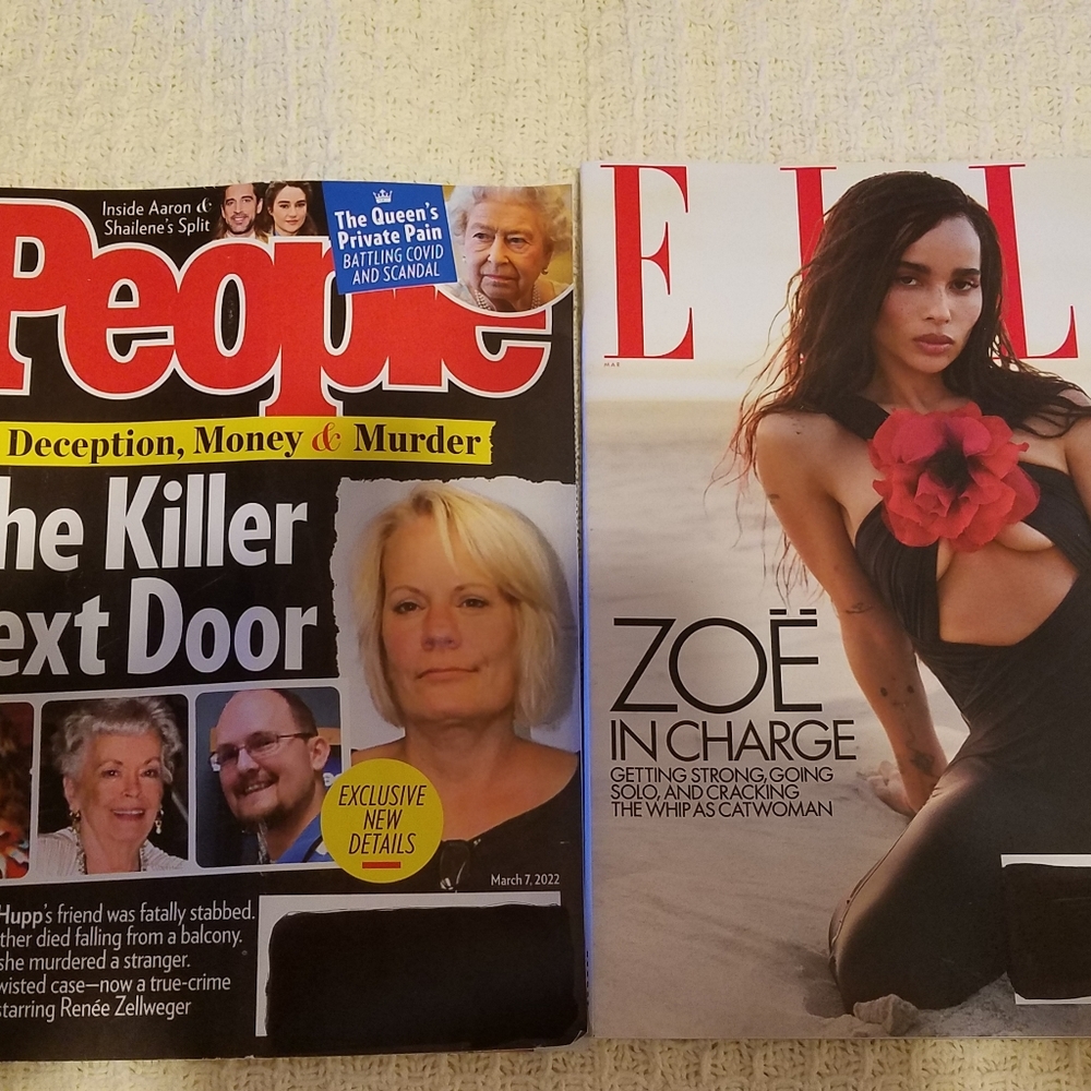 Two magazines 1 People Magazine March 2022 issue1 Elle Magazine March 202 - Picture 2 of 11